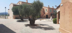 Vacance location mer piscine var sud terrasse